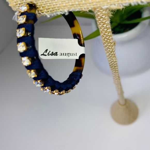LISA AUGUST Vegan Tortoise Crystal Hoops - Picture 3 of 5
